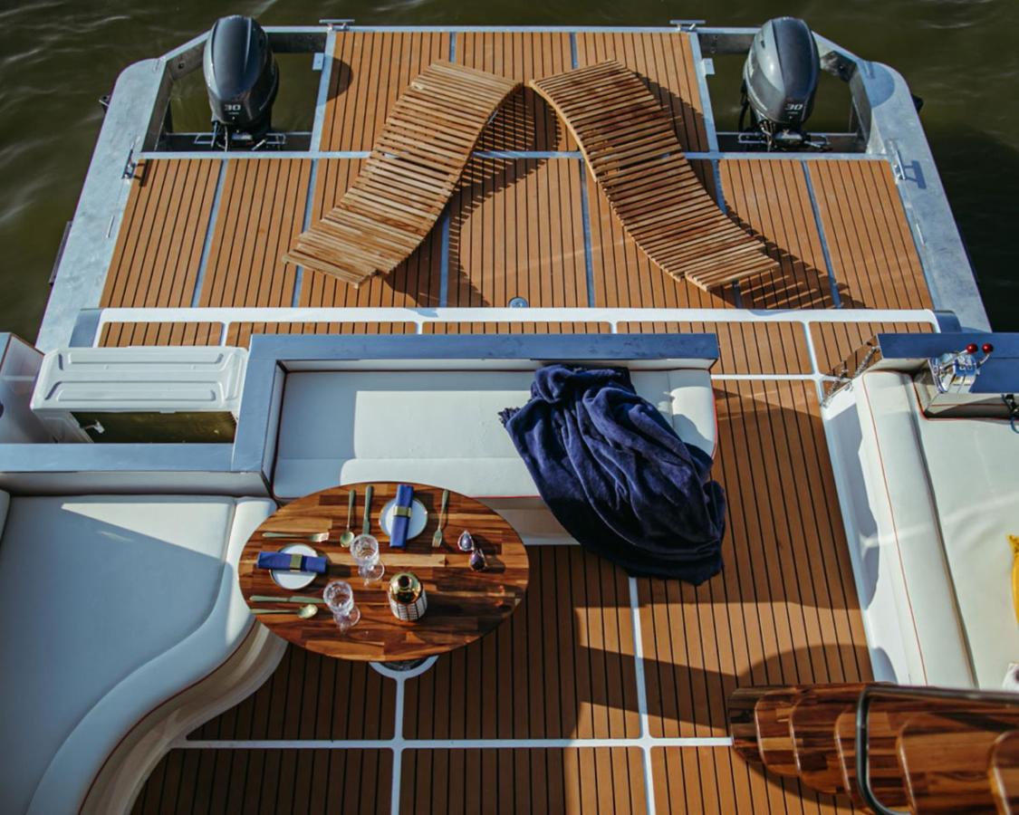 Hausboot Mit Traumlage In Luebeck-Travemuende 호텔 외부 사진